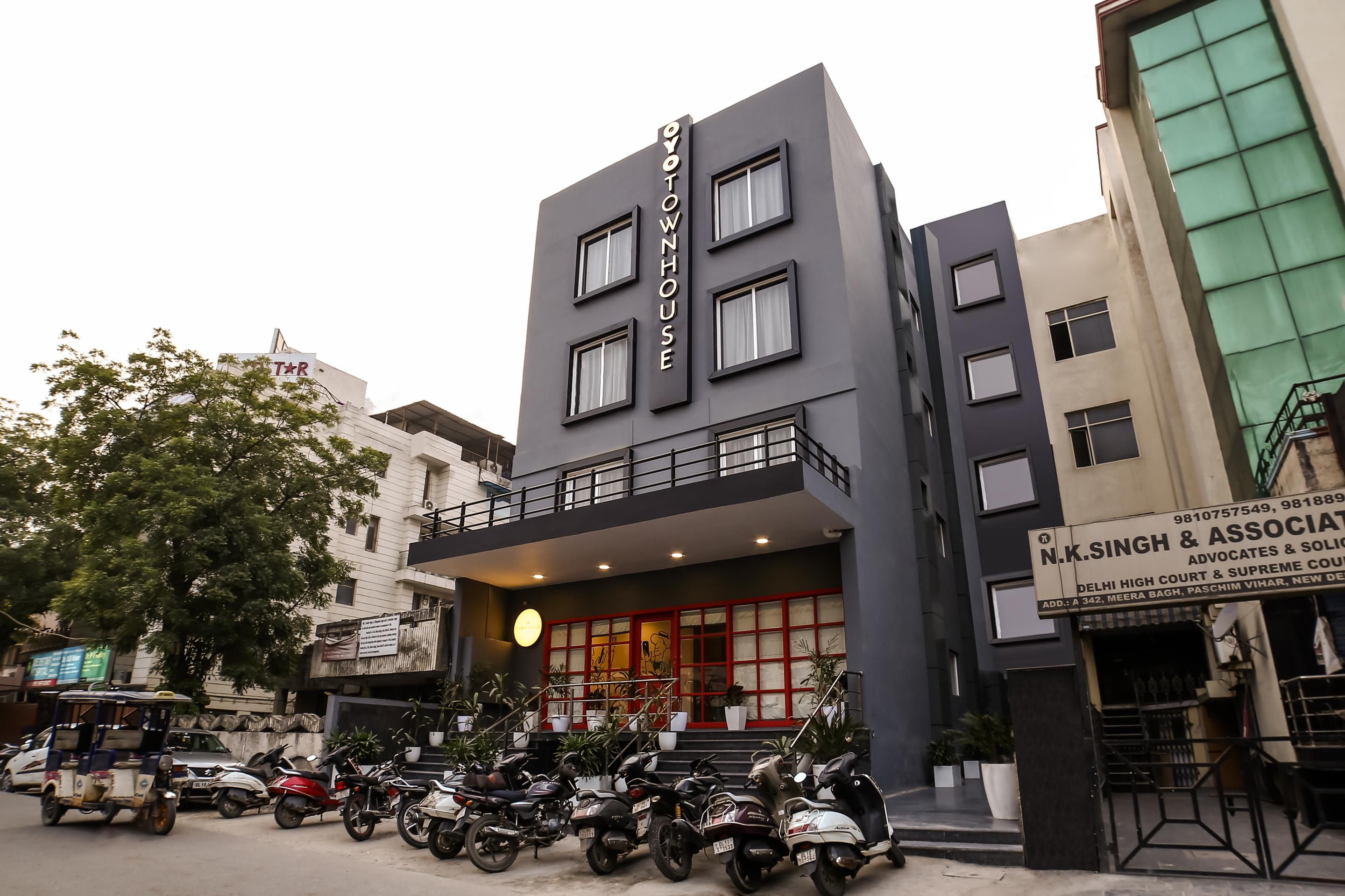 Oyo Townhouse 80 Meera Bagh Delhi  Exterior foto